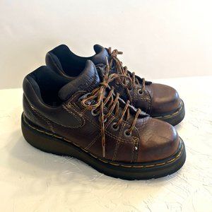 Vintage Dr. Martens 9806 Brown Leather Lace Up Boots. Size 5